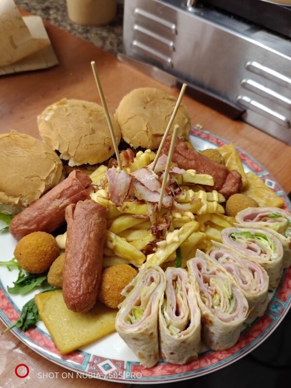 Tagliere aperitivo (min 2 persone)